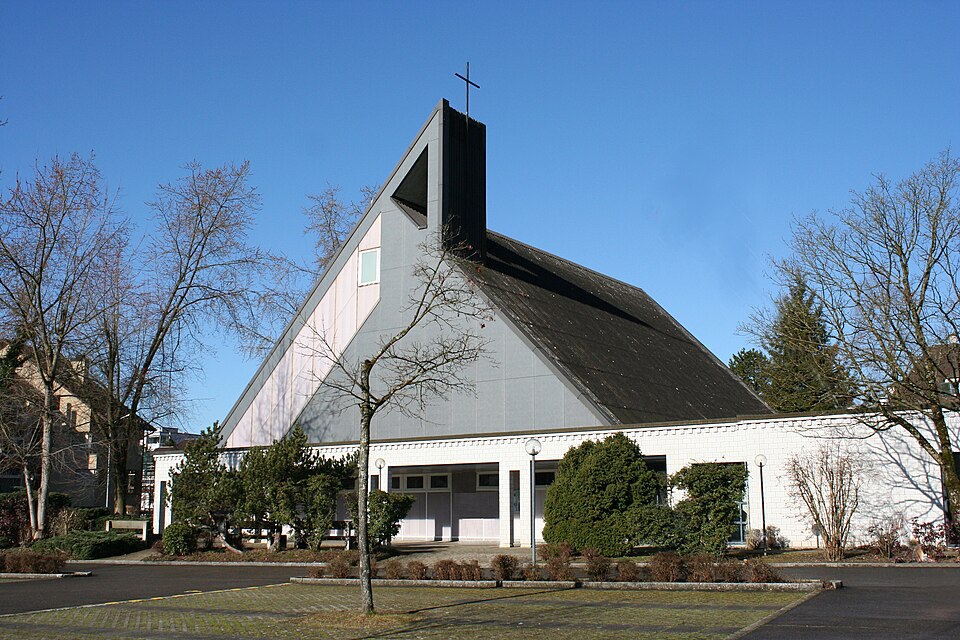 St. Franziskus Kirche Bassersdorf